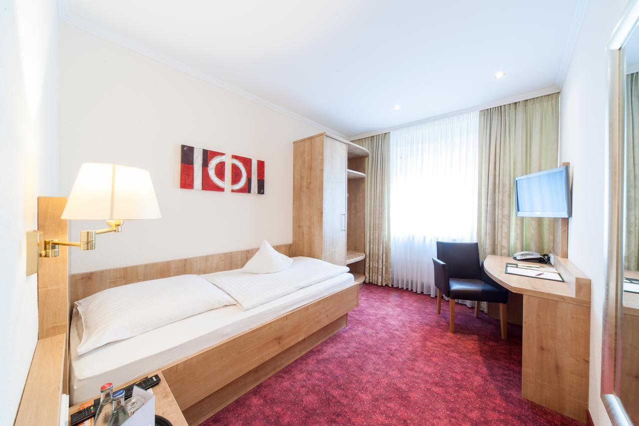 Hotel Restaurant Bullerdieck Гарбсен Экстерьер фото